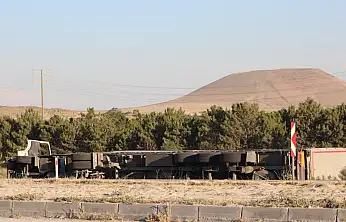 Konya'da yürekler ağza geldi: Koca TIR devrildi!