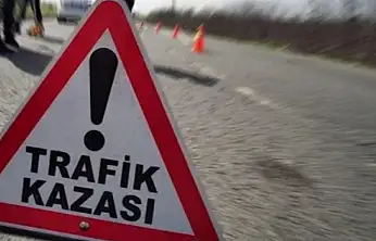 Konya'da yürekler ağza geldi: TIR ile traktör çarpıştı!
