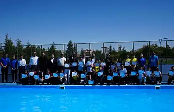 Konya'da 'Yüzme Bilmeyen Kalmasın' heyecanı