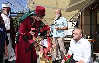 Konya'da zabıtalardan 200. yıla özel renkli kutlama