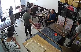 Konya'daki etliekmek lokantasında korkutan olay! İşletmeci hayatını kurtardı