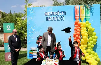 Konya'dan sevindiren tablo: 3 çocuk daha otizm raporuna veda etti