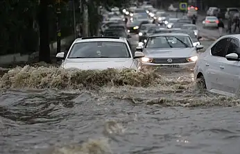 Konya için sağanak ve fırtına uyarısı! Bakanlıktan peş peşe uyarılar