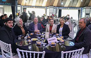 Konya'nın damak çatlatan lezzeti herkesi aynı sofrada buluşturdu