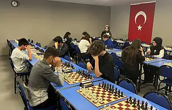 Konya'nın gururu oldular! 'Bizim Çocuklar' Satranç Turnuvası'nda büyük başarı