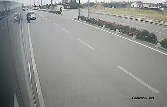 Konya plakalı araç çarptı: Korkunç kaza kamerada!