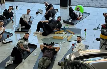 Konya sanayisinde alışılmışın dışında görüntüler: Ustalar işe yoga molası verdi