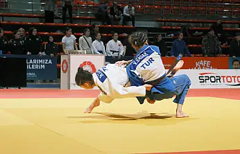 Konya'ya gurur yaşatan Belediyespor Judo Takımı dereceyle döndü