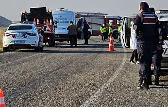 Konya yolunda katliam gibi kaza! 3 ölü, 4 yaralı