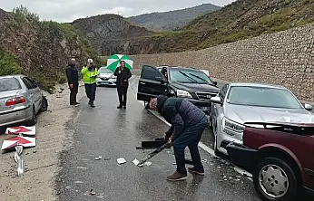 Konya yolunda zincirleme kaza! Yaralılar var