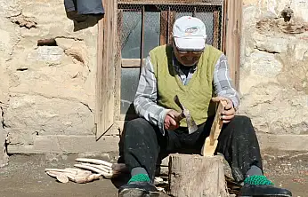 Konyalı 63 yaşındaki İlyas Vurgun yıllardır  ata mirasını  yaşatıyor!