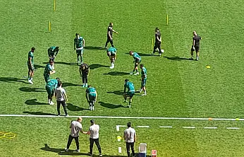 Konyaspor-Başakşehir maçının kadroları belli oldu. Saat 13.30 da başlayacak zorlu maçı Batuhan Kolak yönetecek.