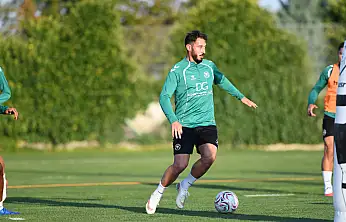 Konyaspor'da milli ara mesaisi sürüyor
