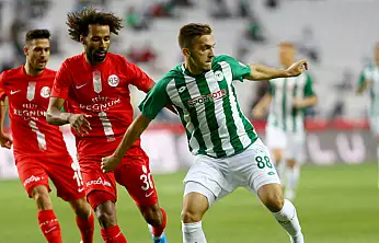 Konyaspor devreyi önde kapattı