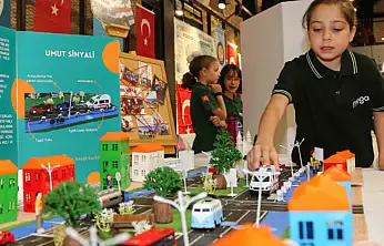 Meram'da BİLFEST heyecanı: Minik mucitler kıyasıya yarıştı