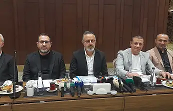 Ömer Korkmaz: Arkadaşlarımız taraftarın önüne atıldı