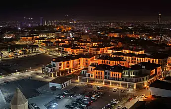 Suriçi Çarşısı'nda yeni işyerleri ve ofisler satışa çıkıyor