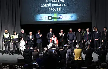 Trafikte saygı sanatla anlatıldı: Konya'da nezaket projesi ödüllendirildi