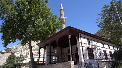 Konya'da asırlara meydan okuyan yapı: Çay Camii