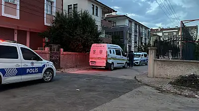 Konya'da dehşet: Tartıştığı karısını boynundan bıçaklayıp kaçtı!