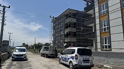 Konya'da inşaatta korkunç kaza! Elektrik akımına kapılan işçi 4'üncü kattan düştü