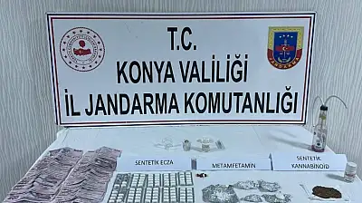 Konya'da jandarmadan peş peşe uyuşturucu operasyonları: Çok sayıda madde ve silah ele geçirildi
