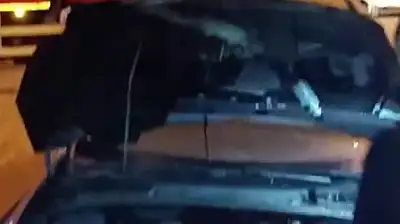 Konya'da park halindeki otomobil alev aldı