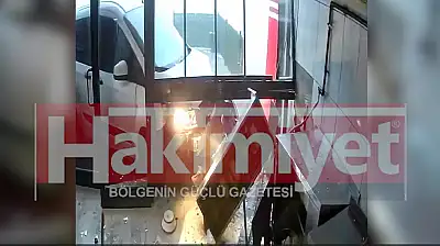 Konya'da uyuya kaldığı iddia edilen sürücü dükkana daldı: Faciadan dönülen anlara ait görüntüler ortaya çıktı!
