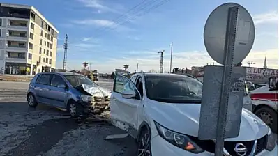 Konya'da yaşanan kazada 3 kişi yaralandı!