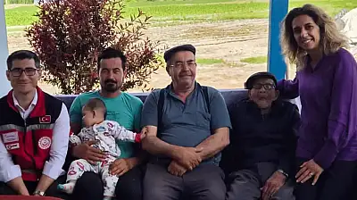 Konya'nın en yaşlı babasına sürpriz