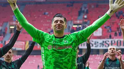 Konyaspor'da Bahadır Güngördü duvar örüyor! Milli takım sorusu gündemde