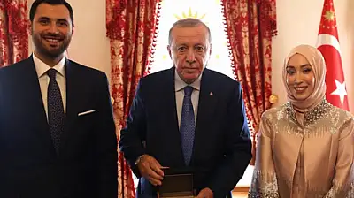 Orhan Murat Kumaş kimdir? Kaç yaşında? Rümeysa Kadak nişanlandı mı? Nişanlısı kim? Rümeysa Kadak kiminle sözlendi?