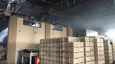 Pantolonunu giymek için geri dönen genç işçi hayatını kaybetti