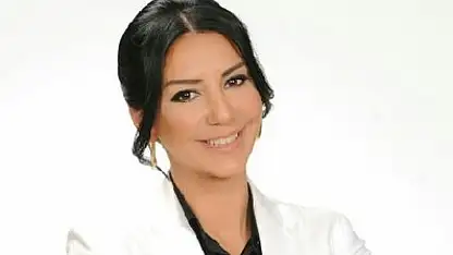 Ahsen Melek Kocatürk kimdir? Nerelidir? Ahsen Melek Kocatürk Cem Küçük olayı nedir? Ahsen Melek Kocatürk ne iş yapar?