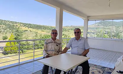 Konyalı başkandan emekli öğretmene vefa dolu ziyaret