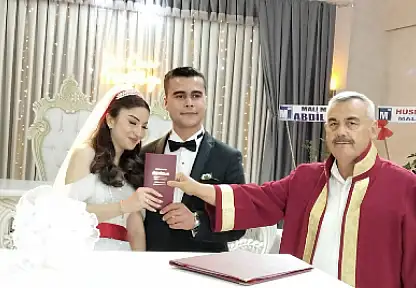 Beyza ve İlker hayatlarını birleştirdi