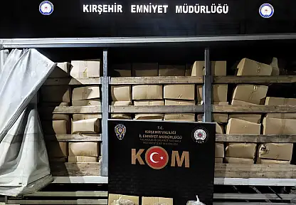 Kaçak tütüne büyük darbe: Milyonluk sevkiyat yakalandı