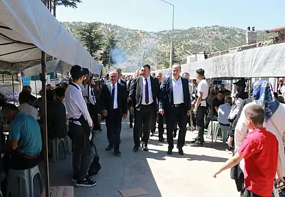 Konya'da çifte coşku: Asırlık gurur kirazla taçlandı