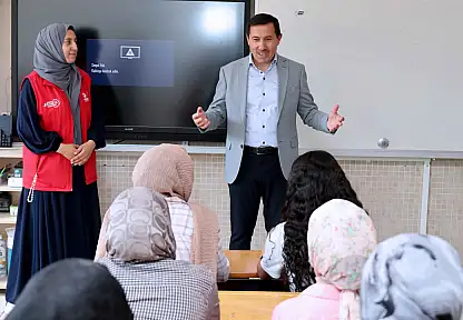Konya'da çocukların yaz coşkusu: Başkan Kılca atölye çalışmalarına katıldı
