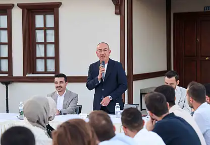 Konya'da gençlerle geleceğin haritası çizildi