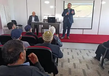 Konya'da hacı adaylarına seminer