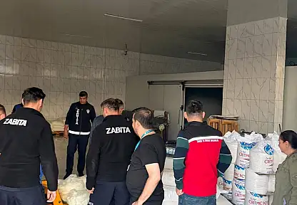 Konya'da kapalı kepenklerin ardında kaçak üretim! 9 ton peynir imha edildi