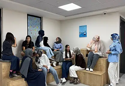Konya'da LİMA Yaz Okulu başladı: Üniversite yolunda gençlere kapsamlı destek