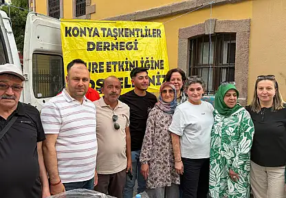 Konya'da Muharrem ayının bereketi Zafer Meydanı'nda paylaşıldı