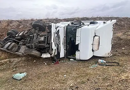 Konya'da peş peşe kazalar: 3 ayrı kazada 6 yaralı