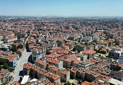 Konya'da sıcaklıklar tekrardan yükseliyor: Hafta sonu 34 dereceyi görecek