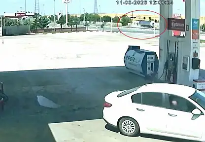 Konya'da TIR kazası! Sürücü direksiyon başında kalp krizi geçirdi