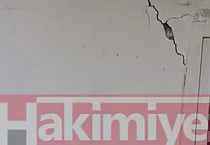 Konya'da yaşanan deprem sonrası derin çatlaklar oluştu!