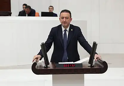 'Konyalılar üvey evlat mı?' CHP'li Bektaş'tan YHT tepkisi
