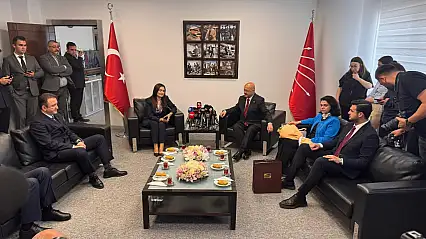 AK Parti ve CHP 3 bayram sonra ilk kez bayramlaştı